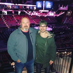 Meet your Posher, Zach